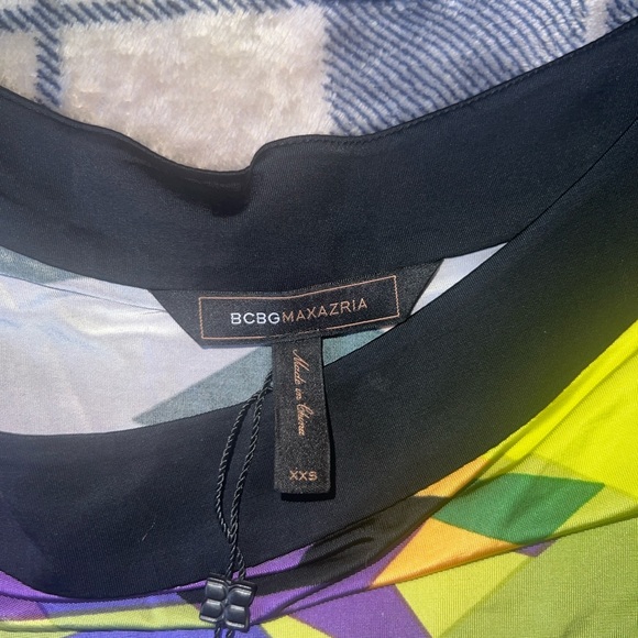 Y2k BCBGMaxAzria Abstract Geometric Tunic in Purple, Yellow & Green - Picture 6 of 10